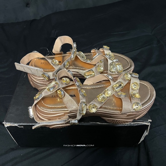 FN Rhinestone Platform Sandals - Picture 2 of 8